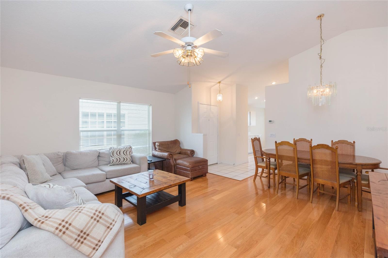 5161 STERLING MANOR DR — photo 7