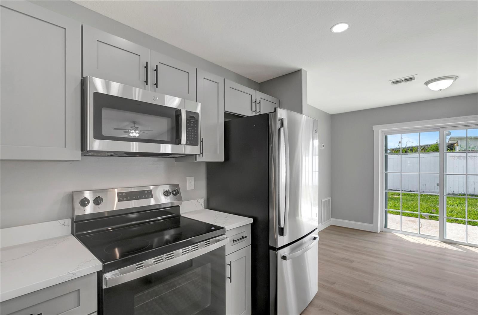 1713 CARNEGIE CIR — photo 12
