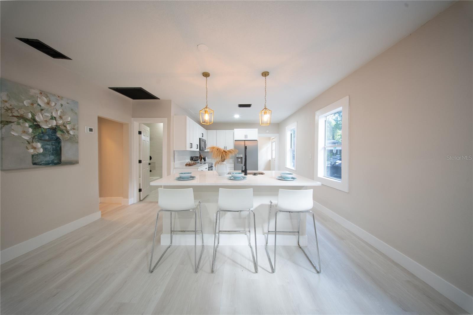 922 E IDA ST — photo 12
