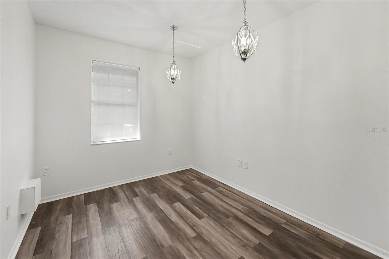 10943 COUNTRYWAY BLVD — photo 9