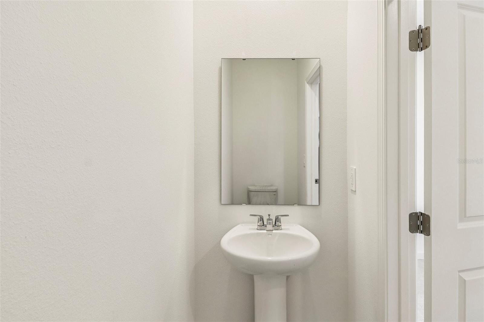 217 MERCER ST — photo 12
