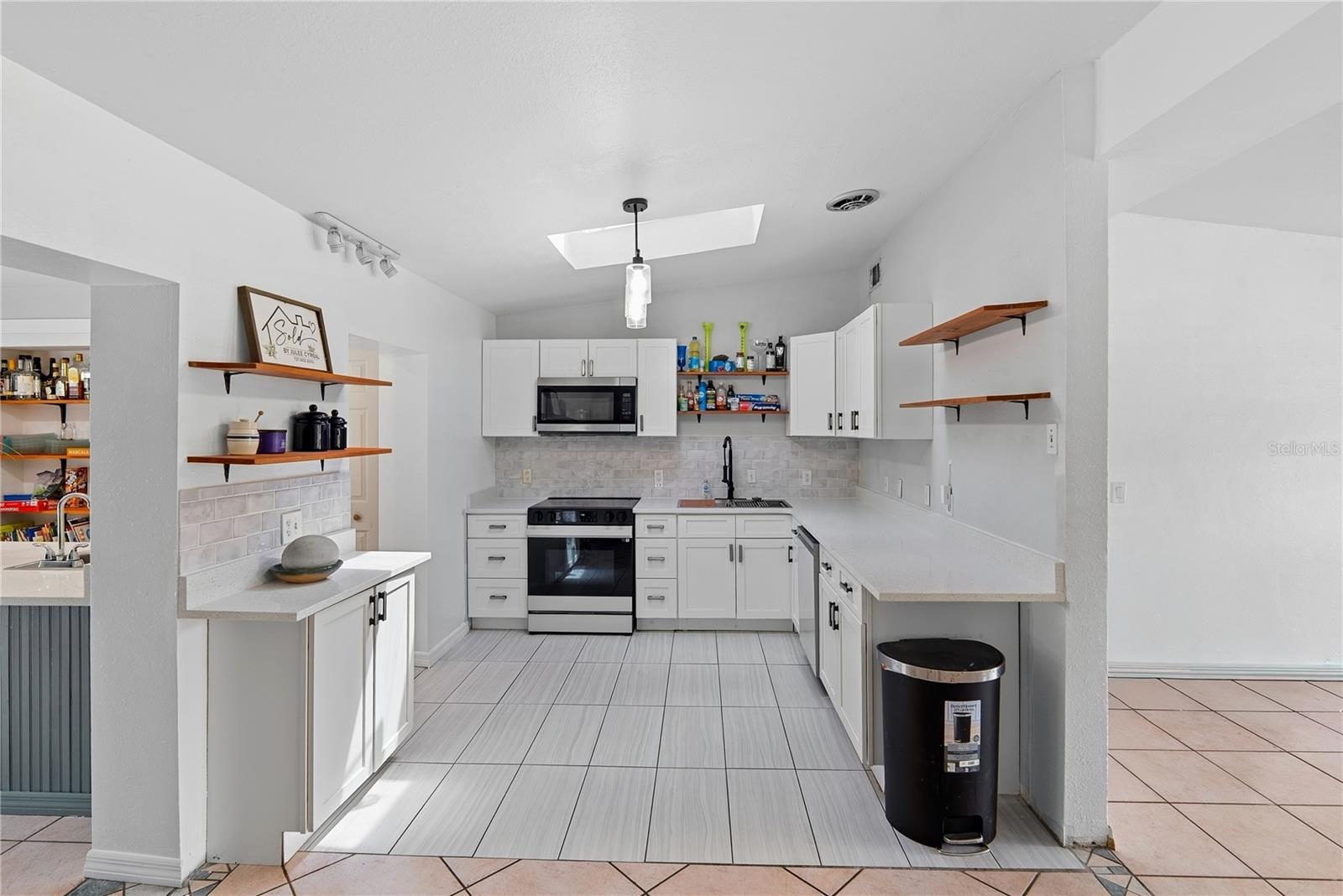 1307 BALTIMORE DR — photo 9