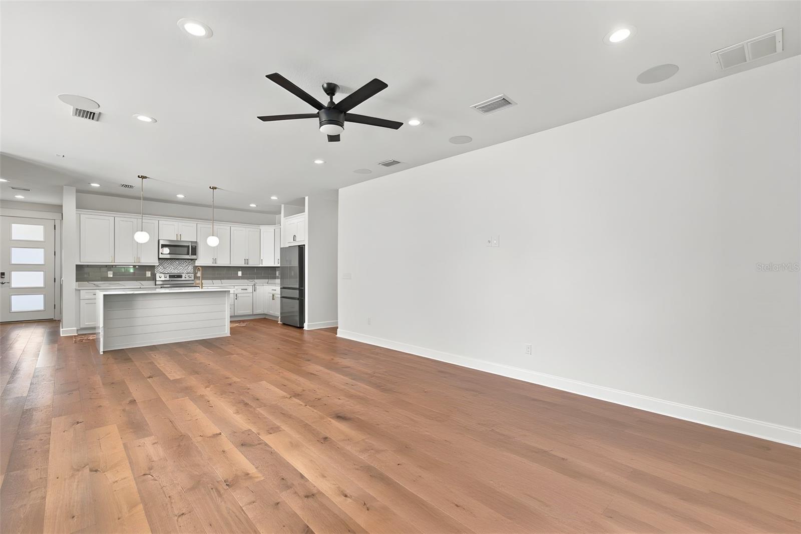 7409 S SPARKMAN ST — photo 10