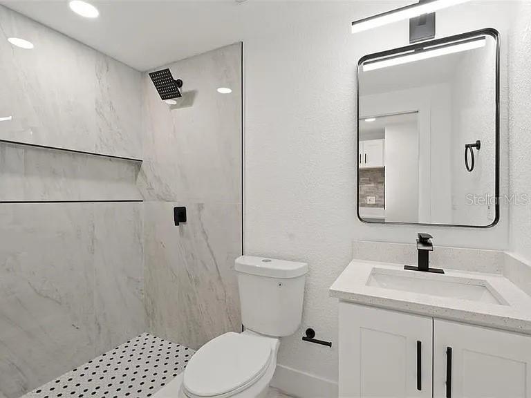 2008 OAKWOOD AVE #2 — photo 3