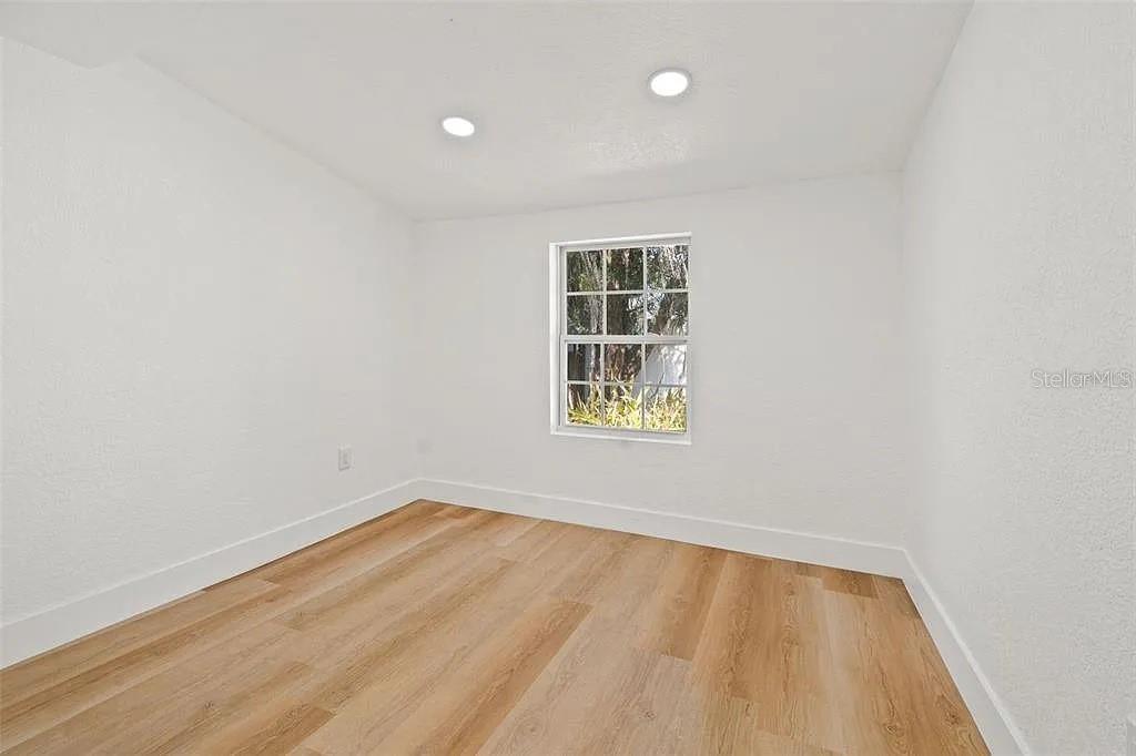 2008 OAKWOOD AVE #2 — photo 7