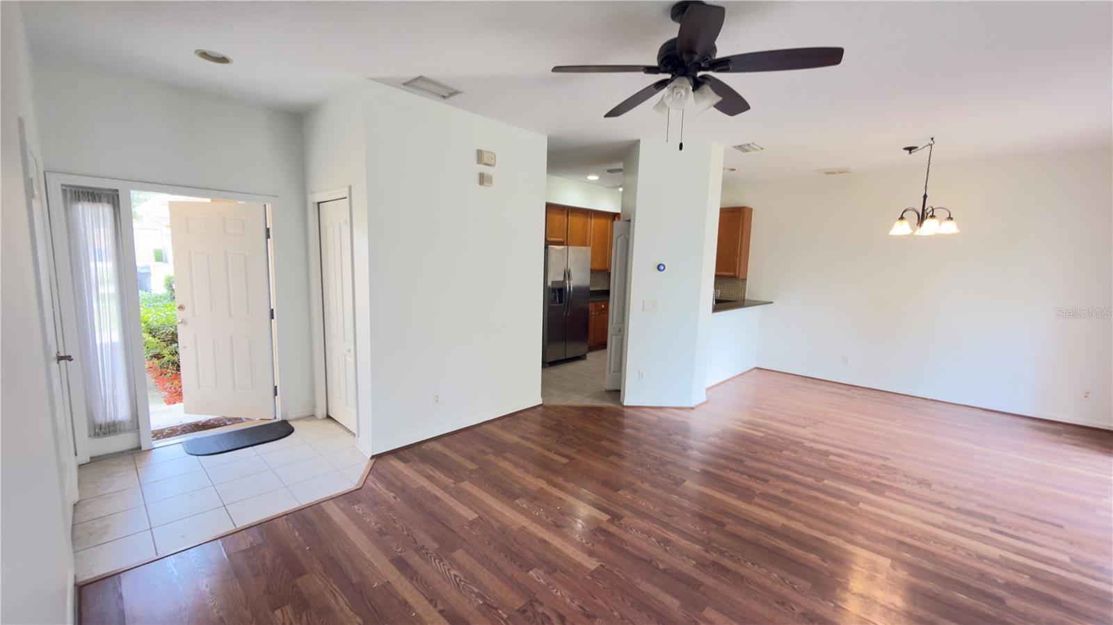 20404 HARVEST OAK CT — photo 7