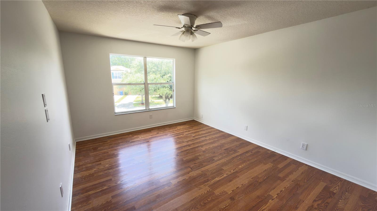 20404 HARVEST OAK CT — photo 8