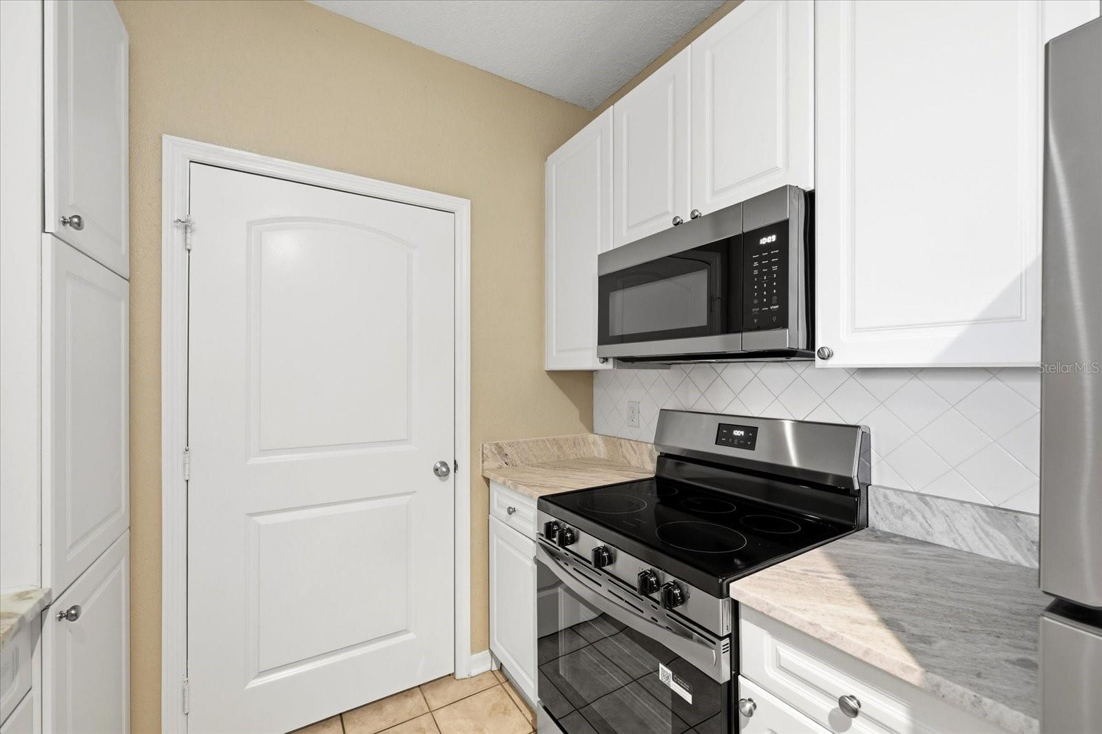 4221 W SPRUCE ST #2101 — photo 11