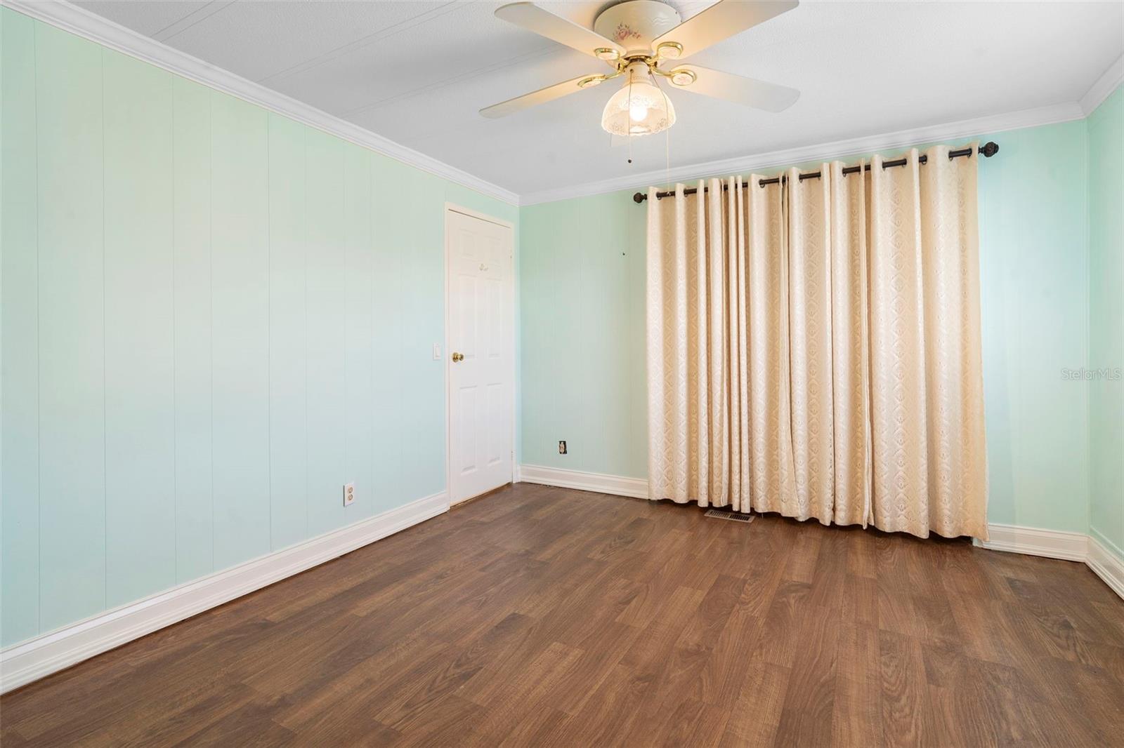 105 FLORENCE BLVD — photo 10