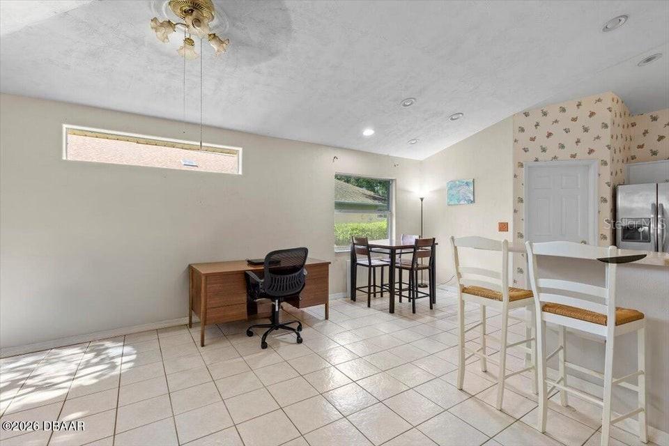29 SHERRINGTON DR — photo 11