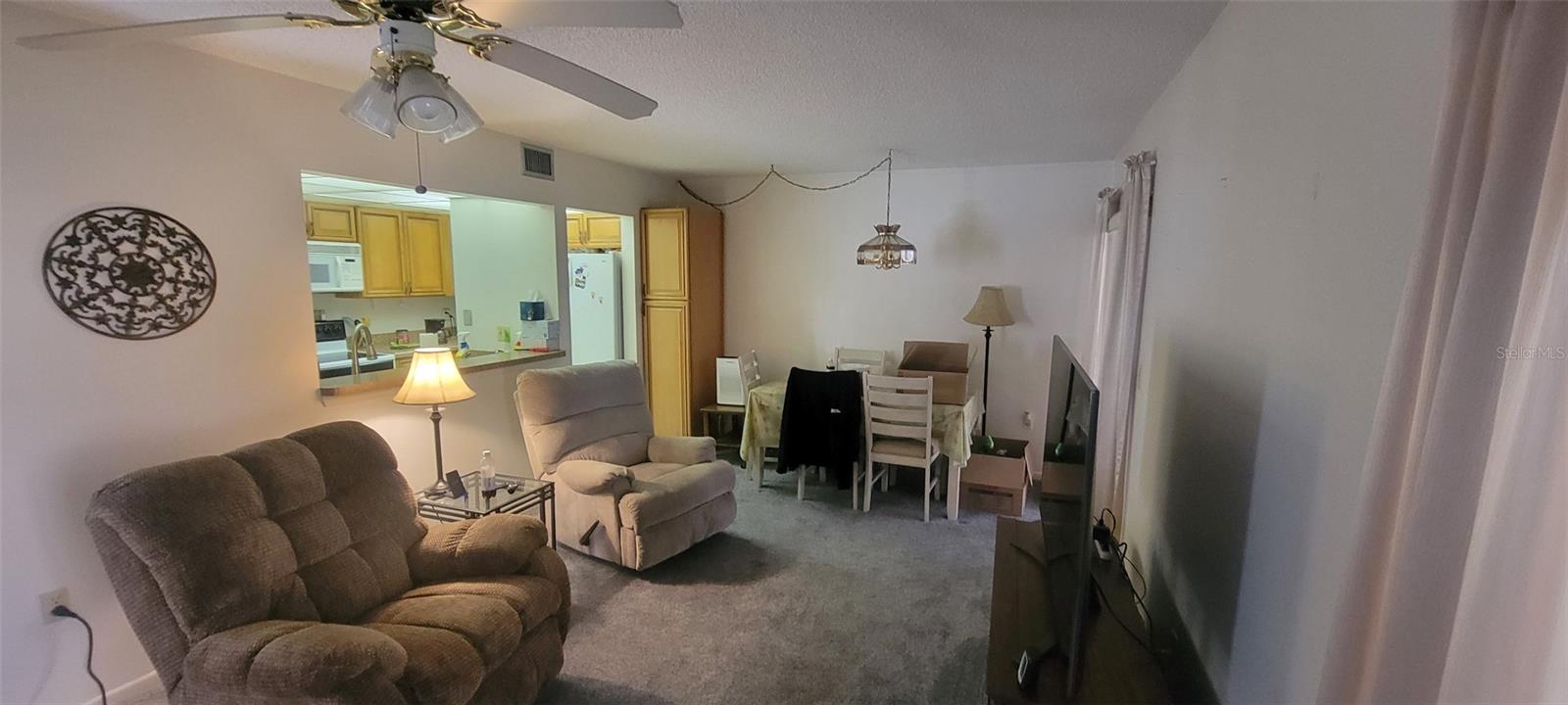 180 MAGNOLIA WOODS CT #19A — photo 3