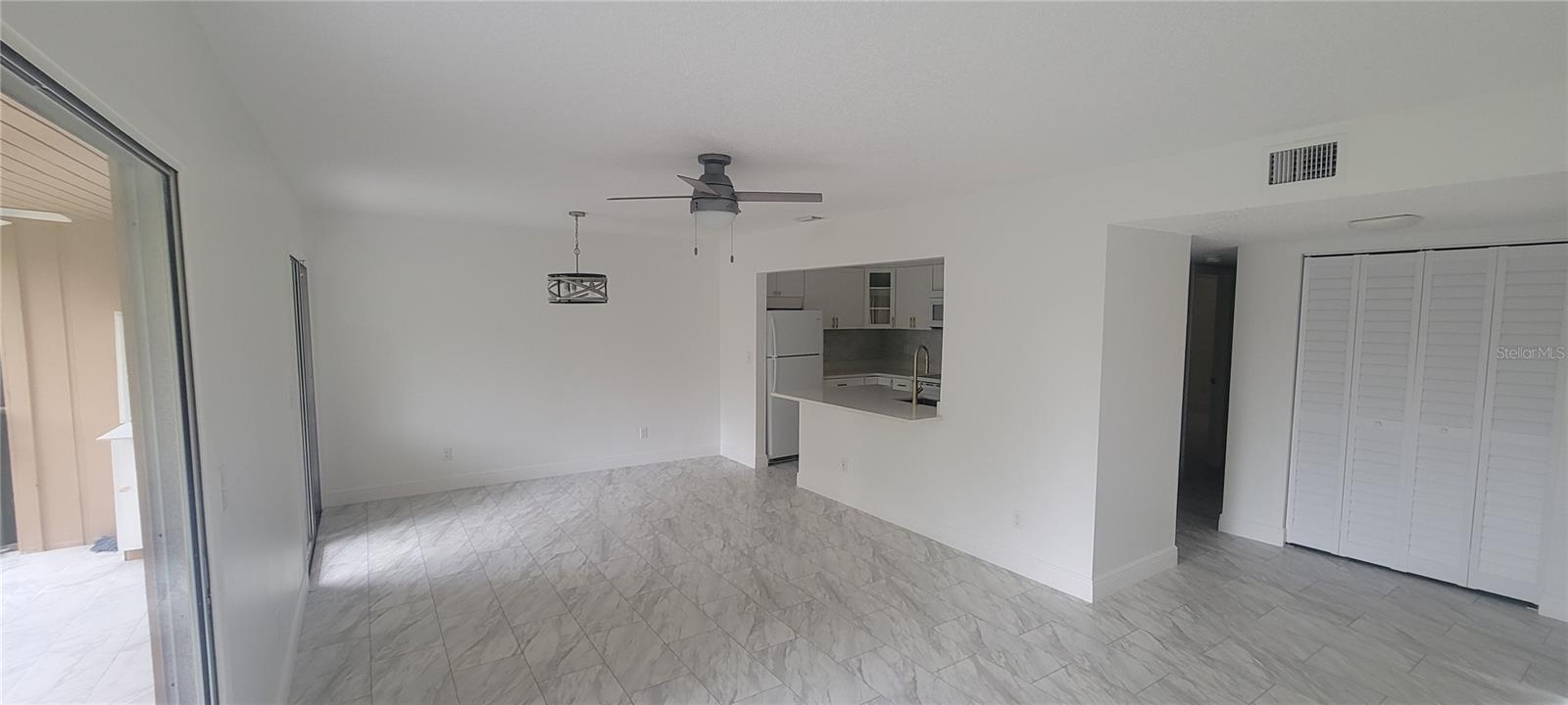 100 SWEETGUM WOODS CT #8D — photo 10