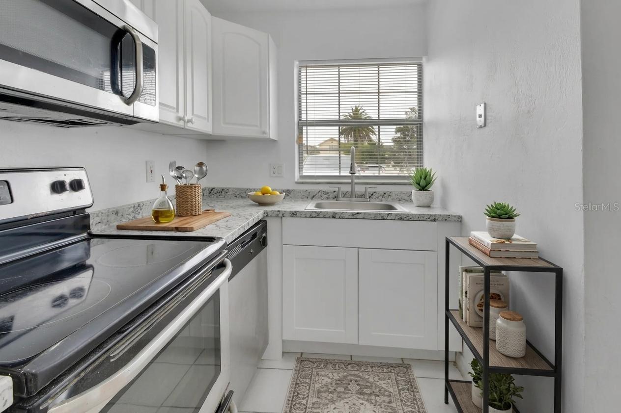 2200 S PALMETTO AVE #A040 — photo 8