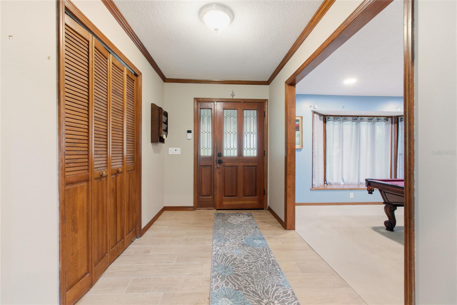 128 W GREENTREE LN — photo 5