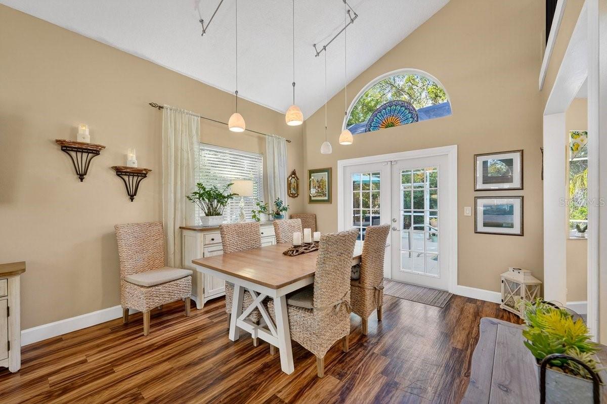 4758 S PENINSULA DR — photo 9