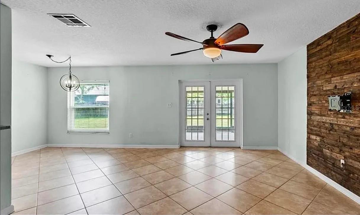 120 BENT OAK CT — photo 2