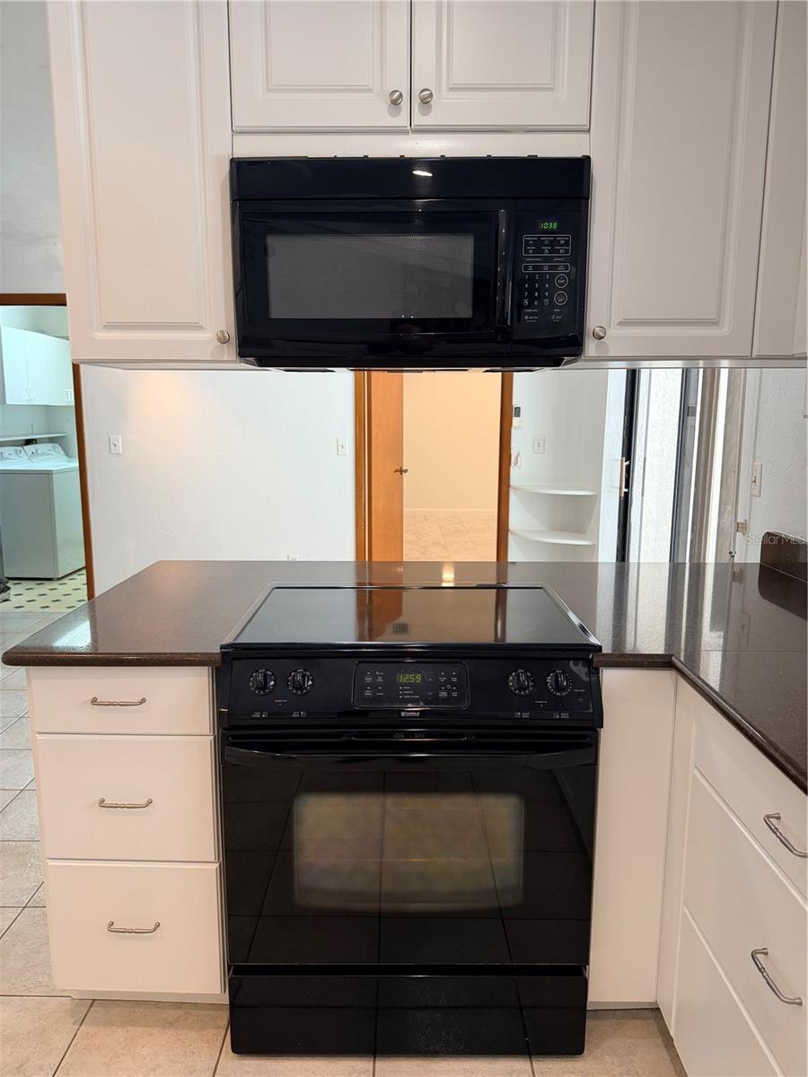 55 BAY HARBOUR DR — photo 11