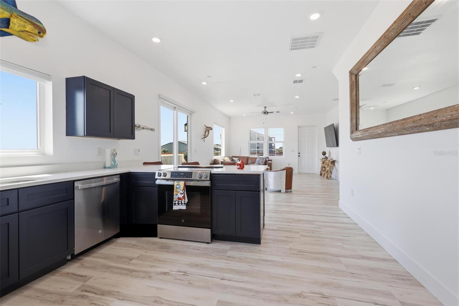 856 LADYFISH AVE — photo 7
