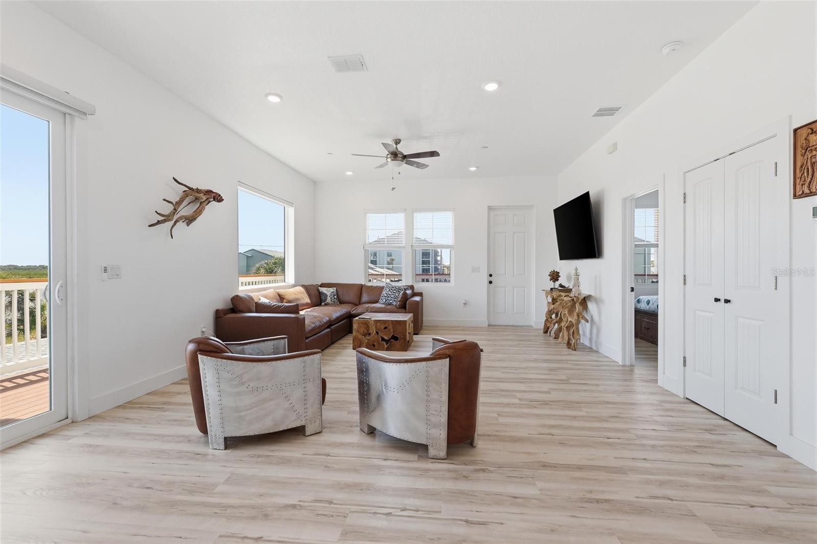 856 LADYFISH AVE — photo 10