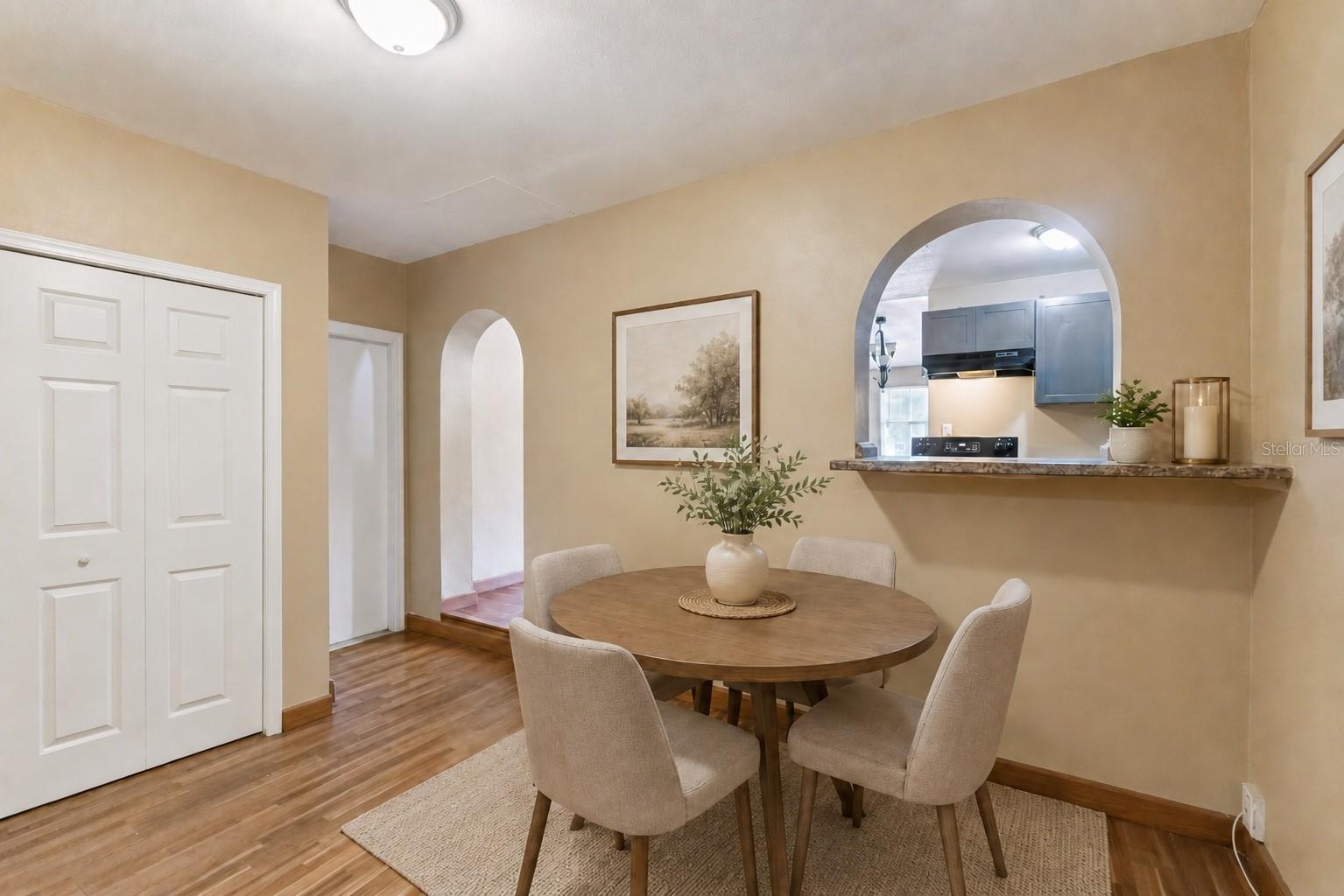 540 COLFAX DR — photo 11