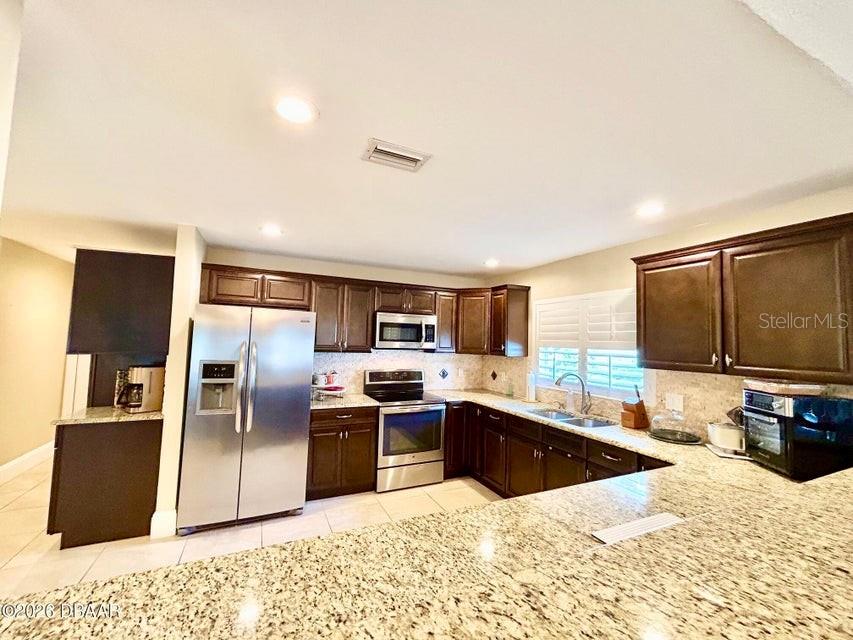 123 RIO PINAR DR — photo 8