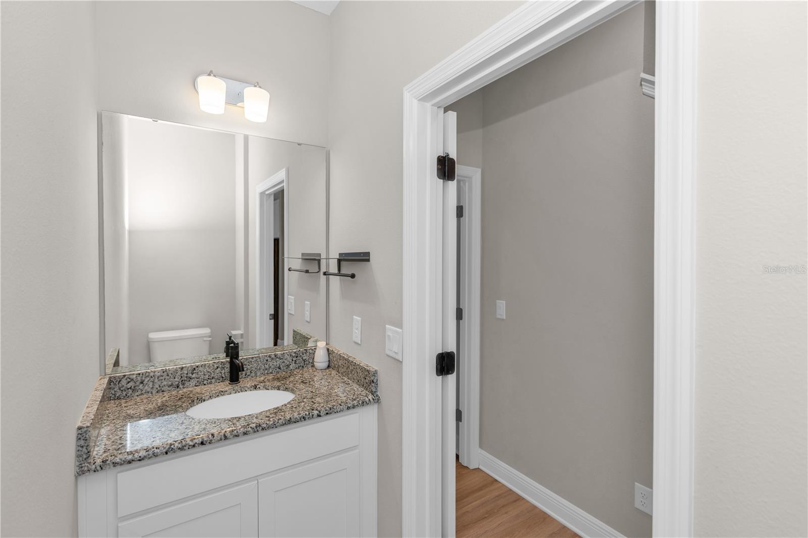 790 HYPERION DR — photo 12