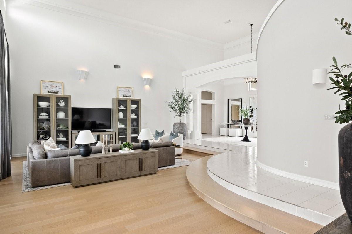 626 RIVERSIDE DR — photo 11