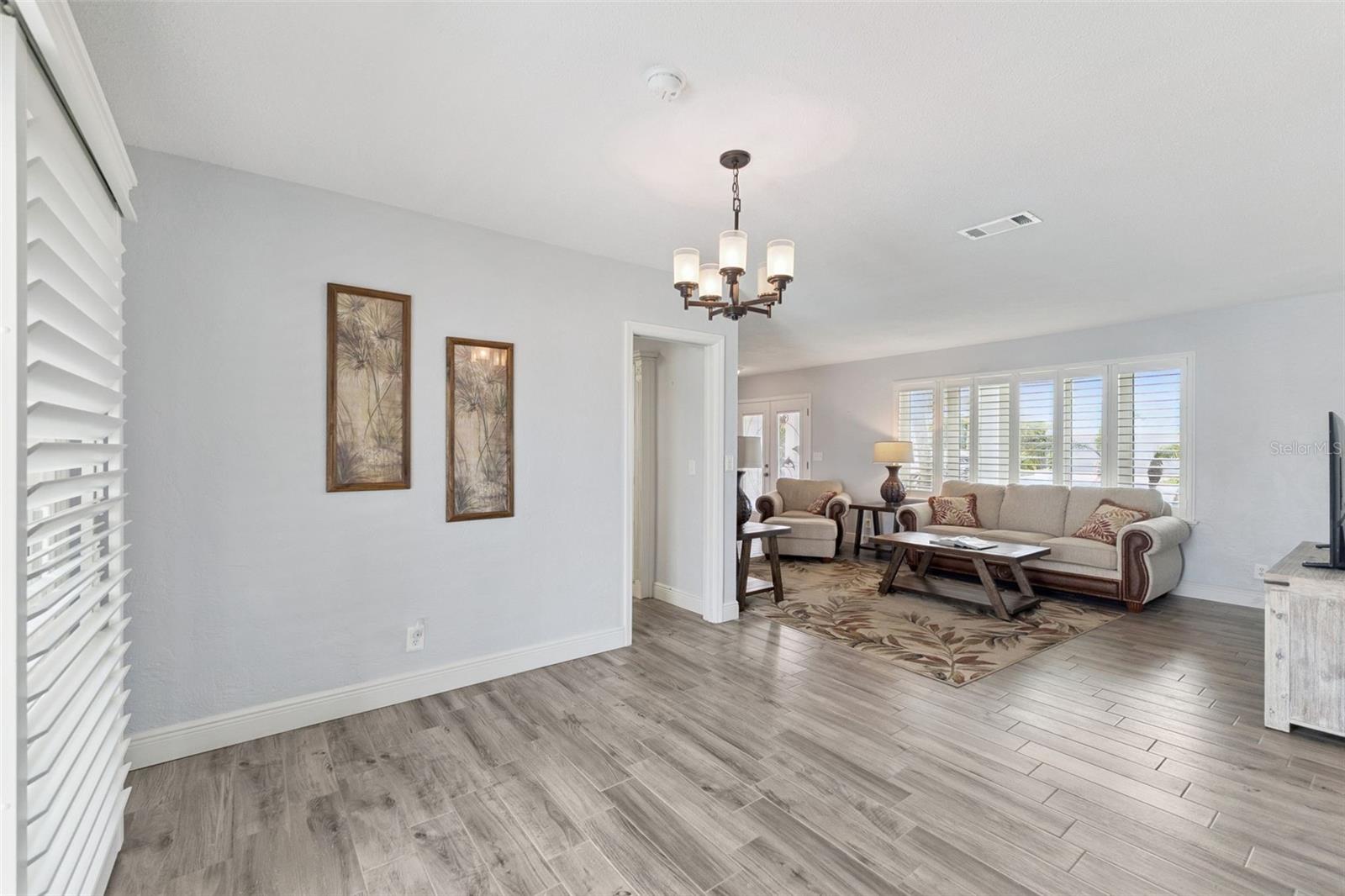 106 ANCHOR DR — photo 12