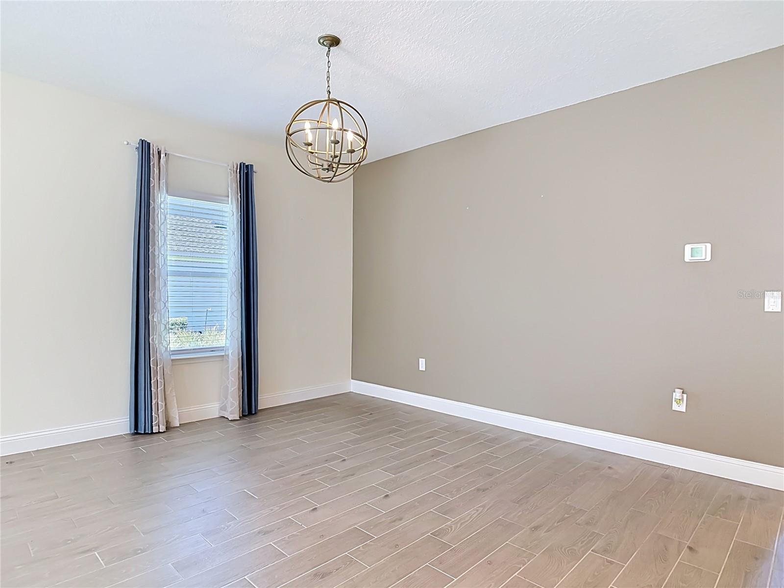 2183 RAGLAN CIR — photo 7