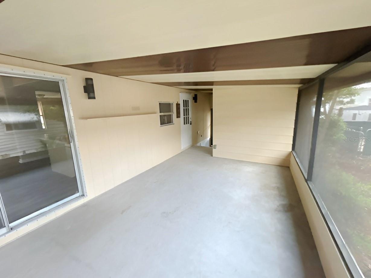 170 PALM DR — photo 3