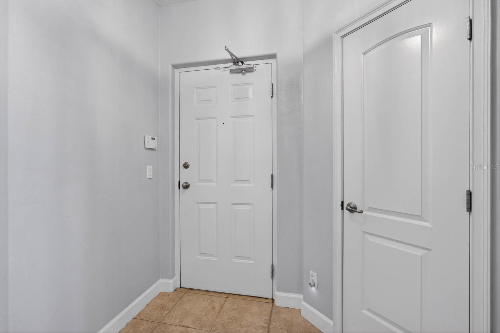 424 LUNA BELLA LN #330 — photo 3