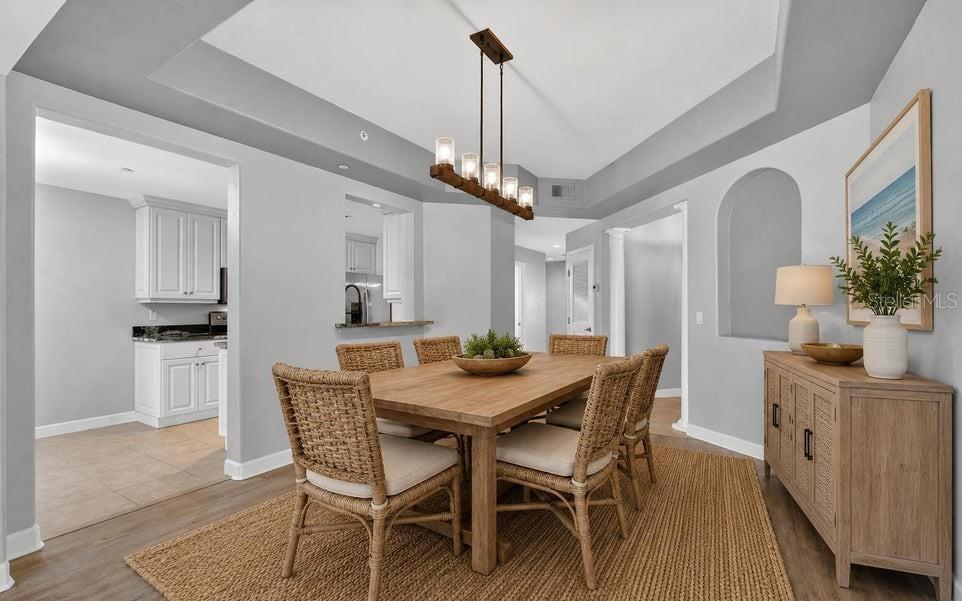 424 LUNA BELLA LN #330 — photo 6