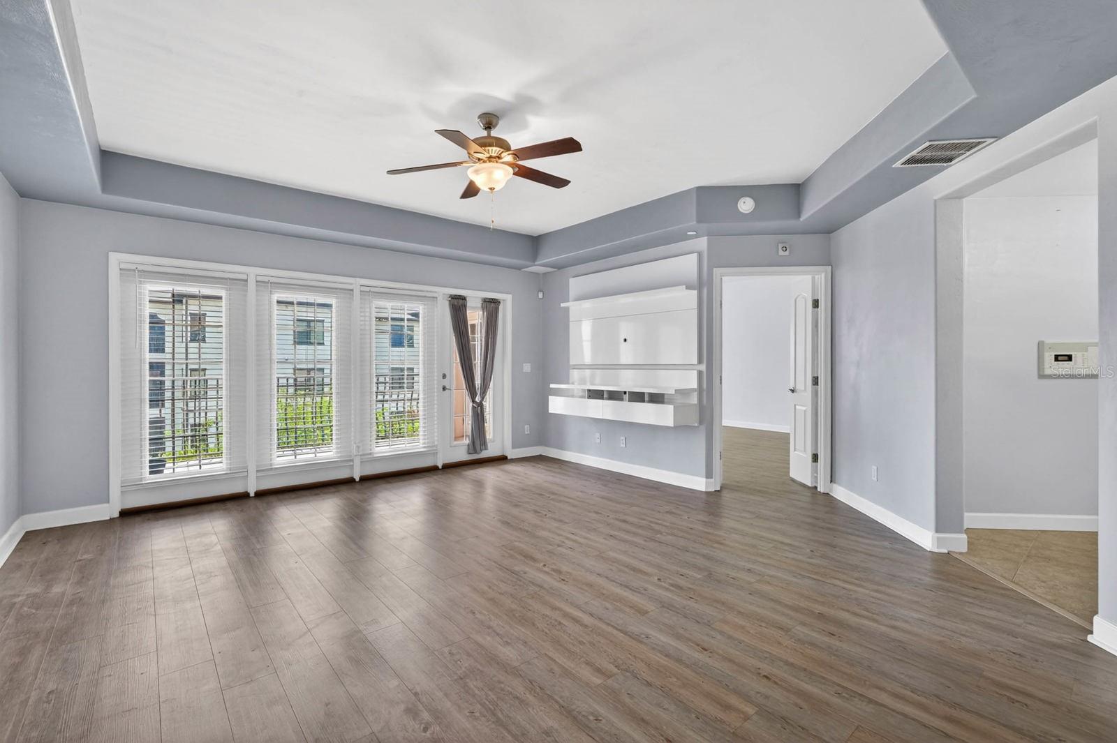 424 LUNA BELLA LN #330 — photo 9