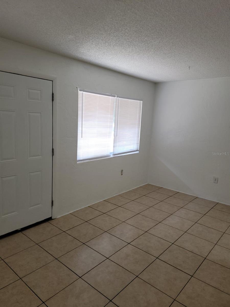 1216 KENNEDY RD #8 — photo 4