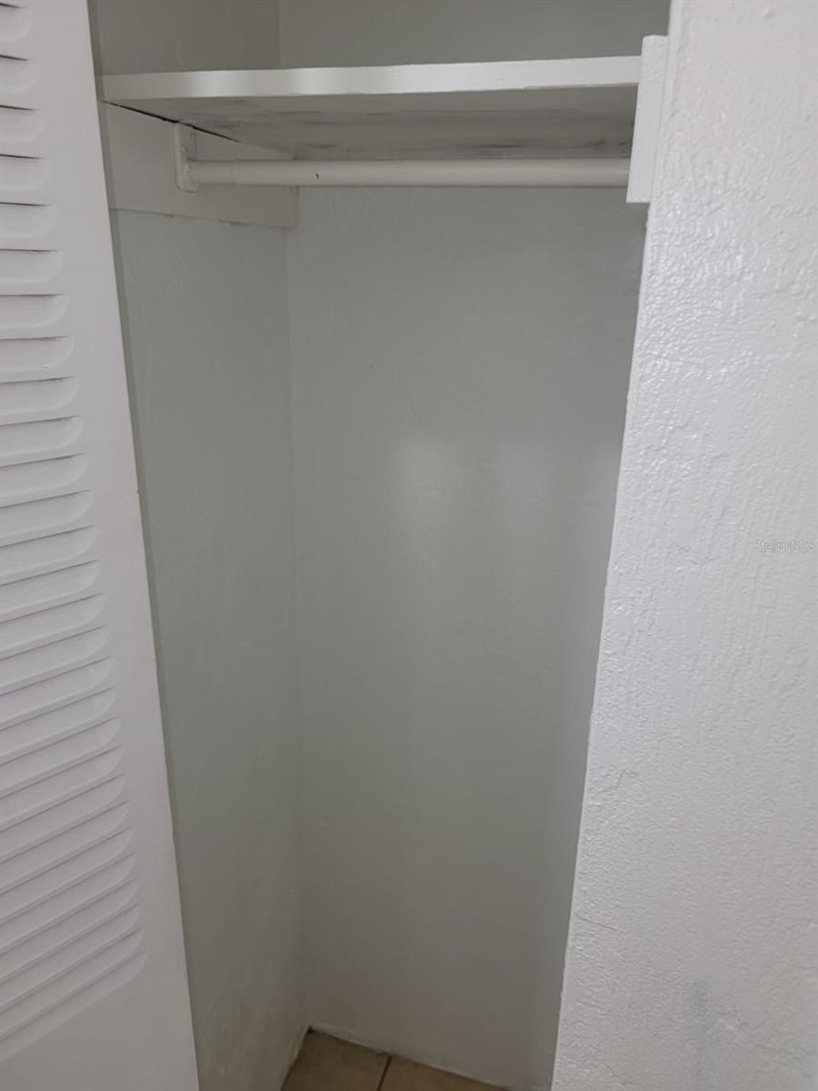 1216 KENNEDY RD #8 — photo 5
