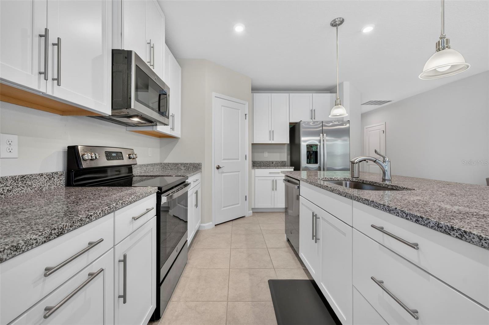 306 EAGLE HARBOR WAY — photo 8