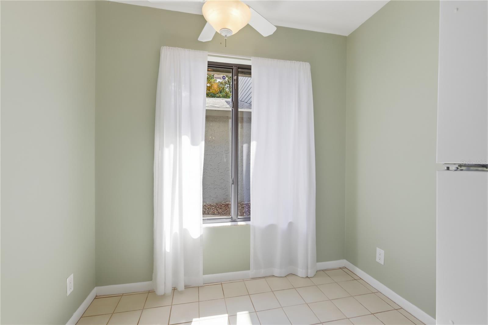 130 LIMEWOOD PL #3 — photo 10