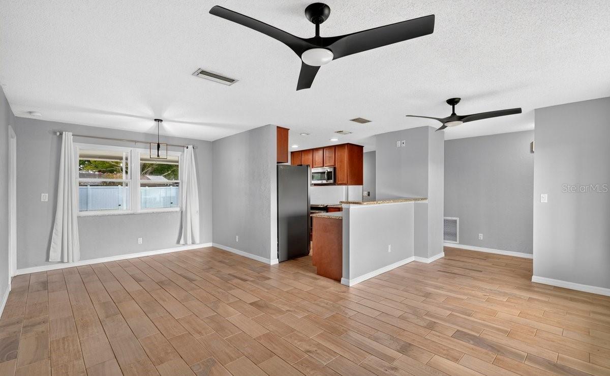 1309 SUWANEE RD — photo 7