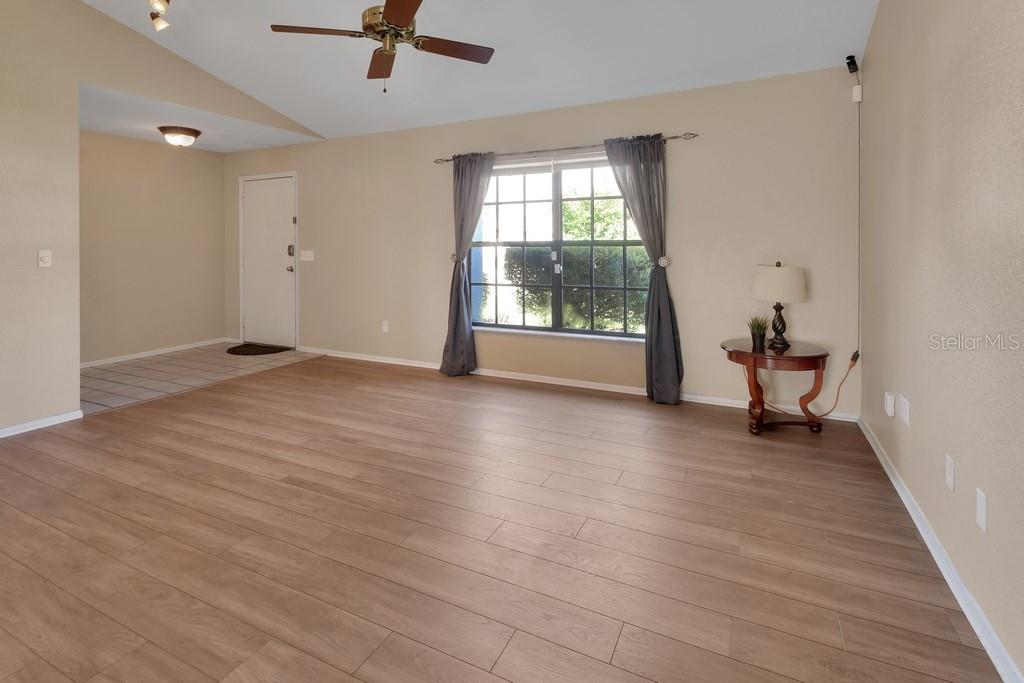 3018 BONKIRK DR — photo 7