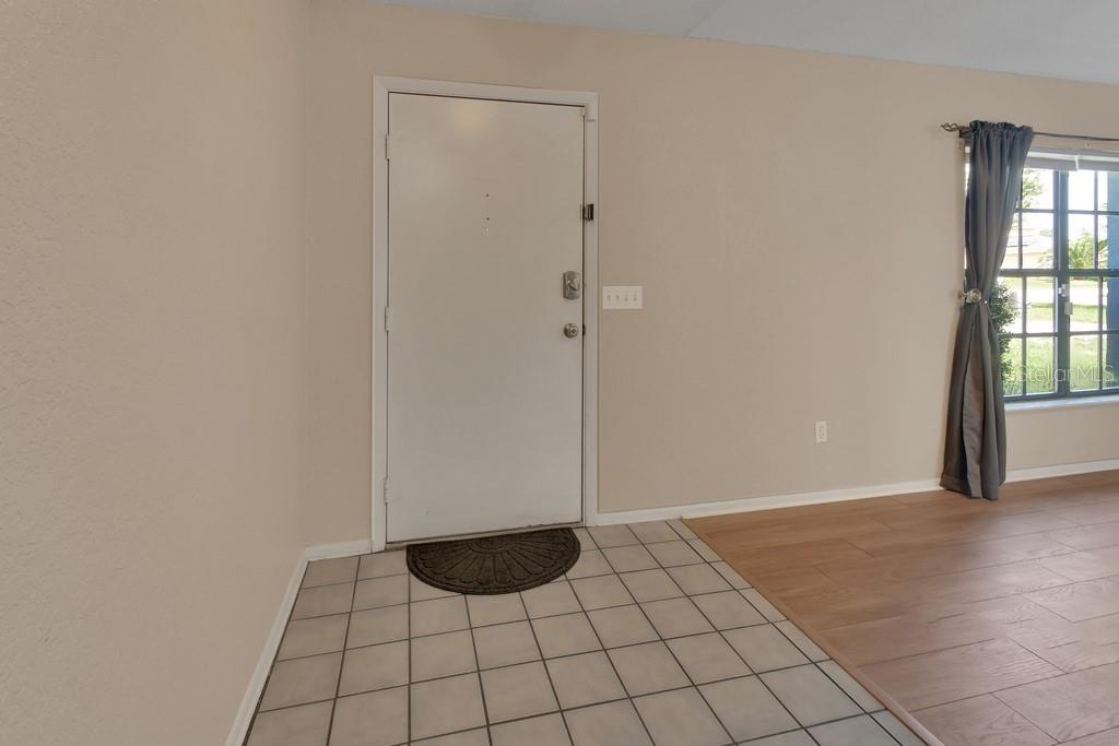 3018 BONKIRK DR — photo 8