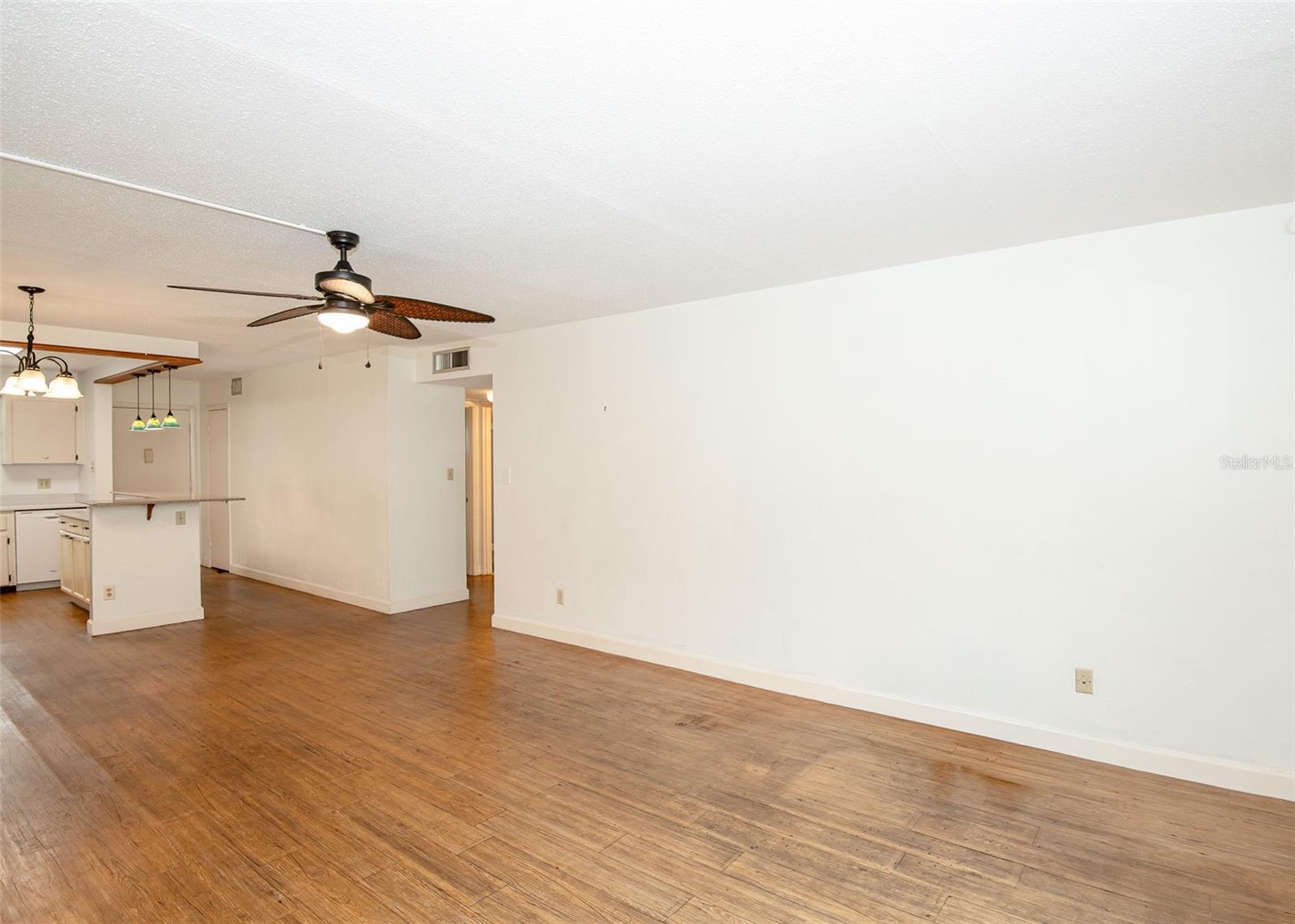 2901 N HALIFAX AVE #111 — photo 10