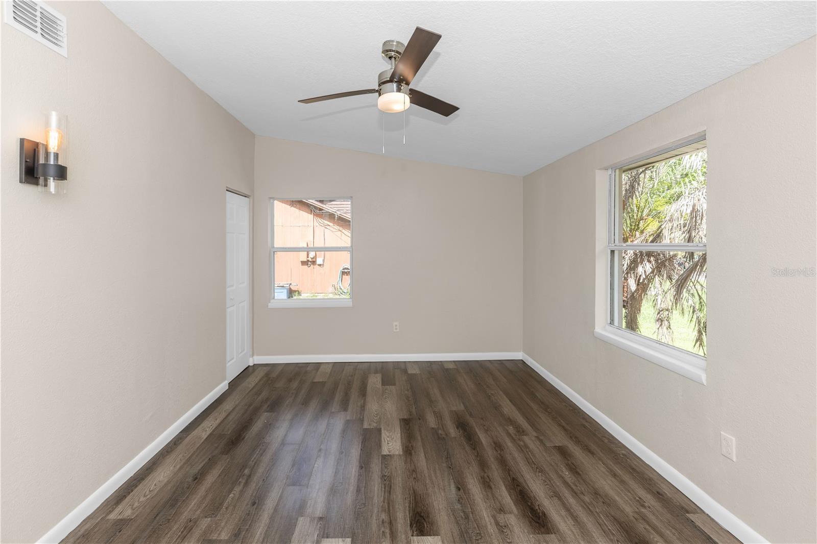 247 TOMS RD — photo 12