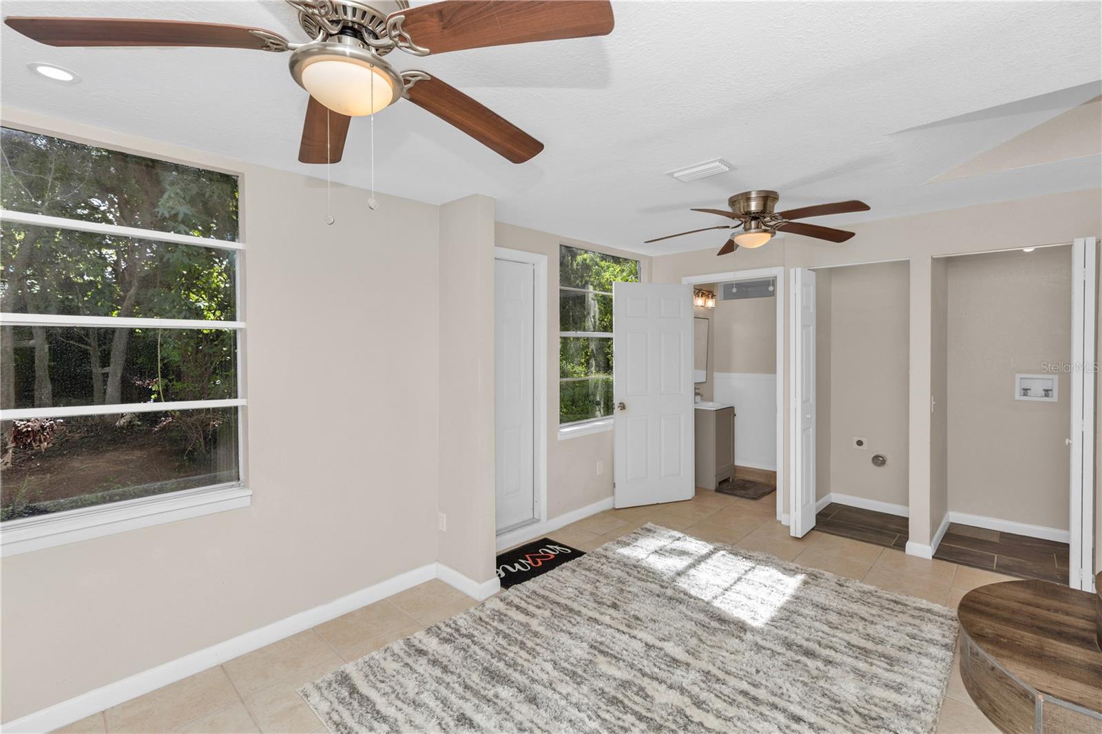 247 TOMS RD — photo 9