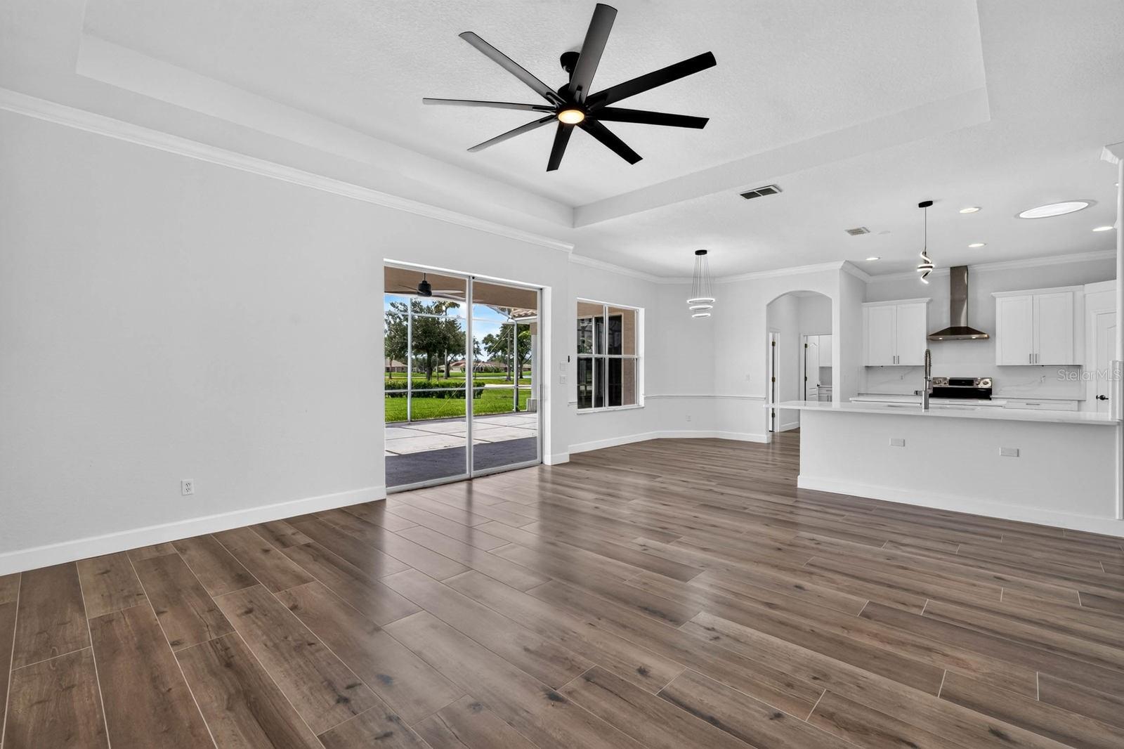 3555 MARIBELLA DR — photo 9