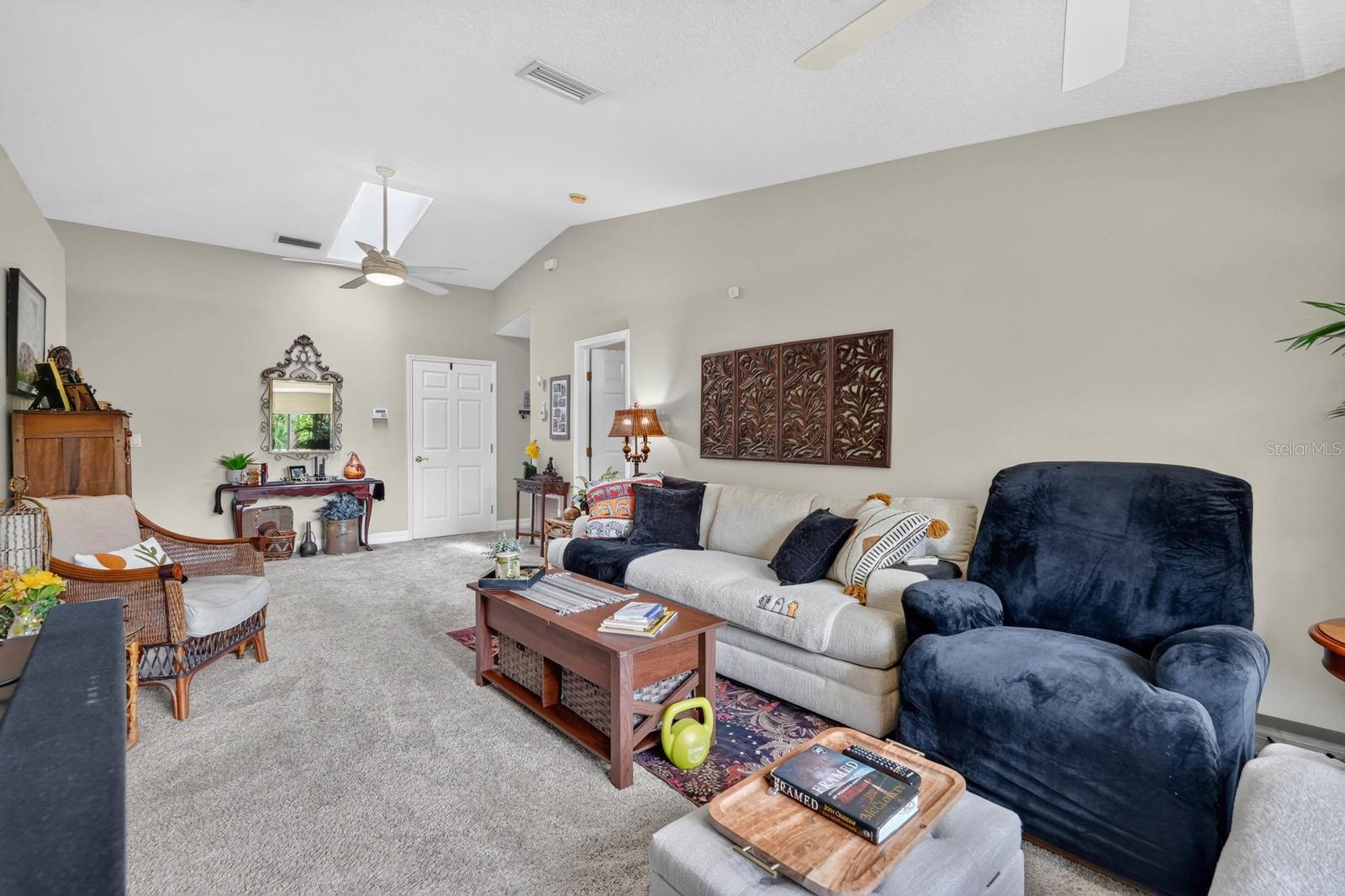 149 BLUE HERON DR #D — photo 10
