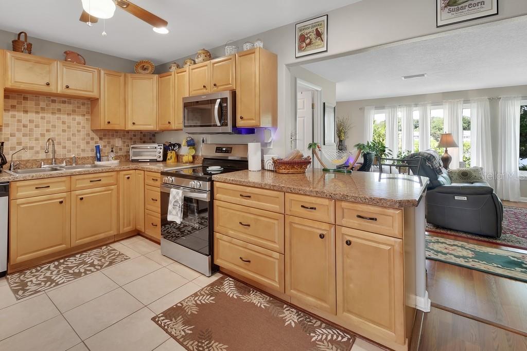 50 BONITA RD — photo 4
