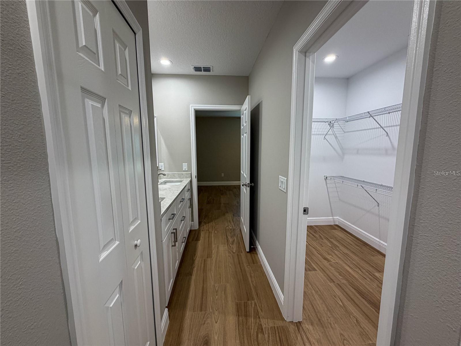 2232 FERNWOOD ST — photo 12