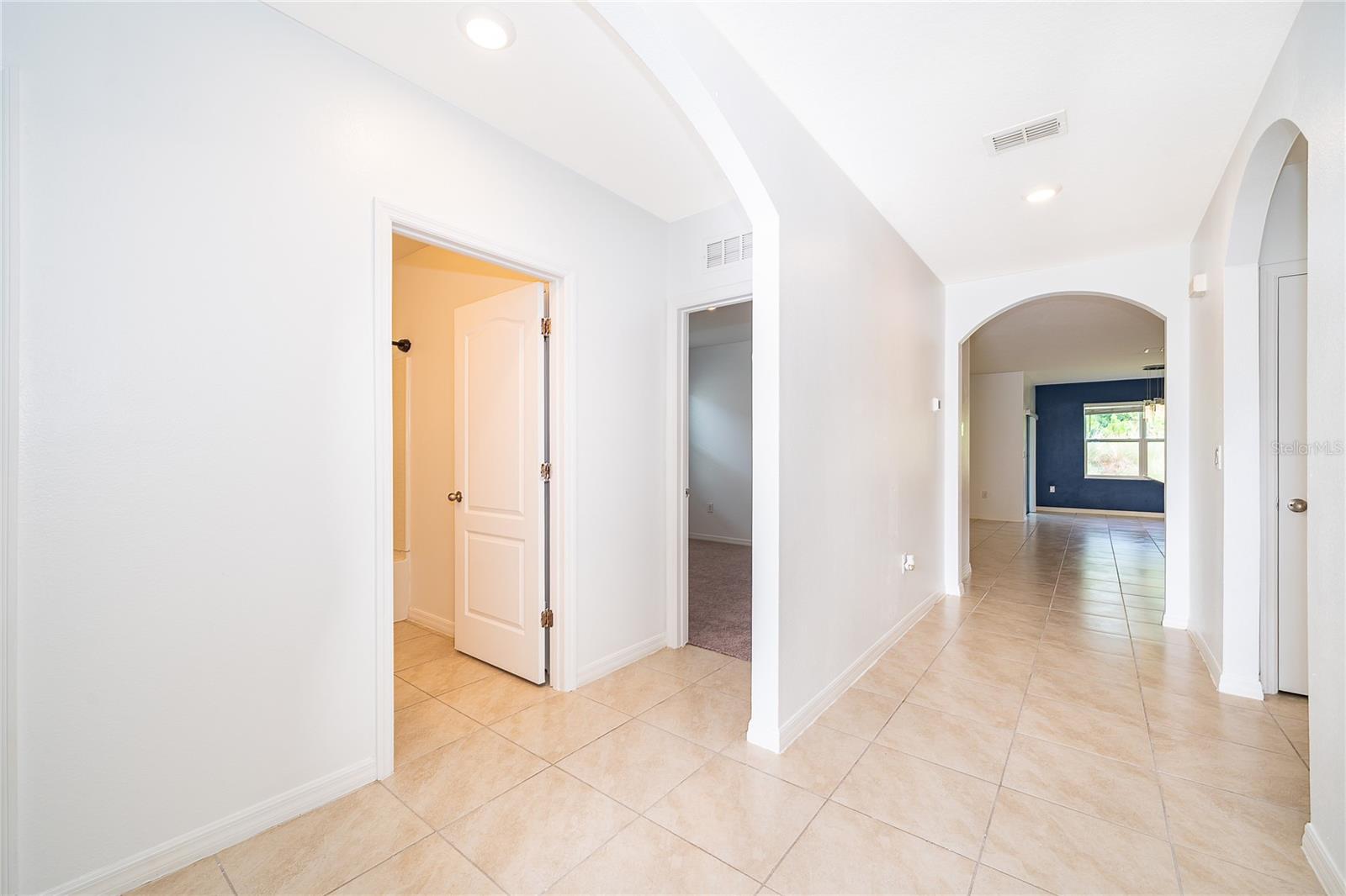 239 LAZIO CIR — photo 2