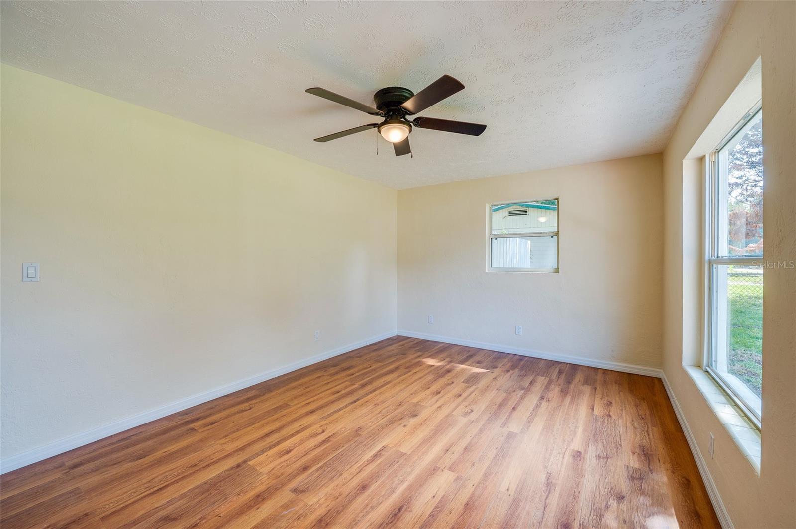 1220 LEON LN — photo 6