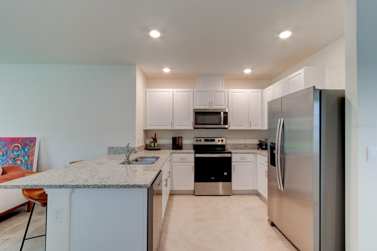 1360 CORK DR — photo 8